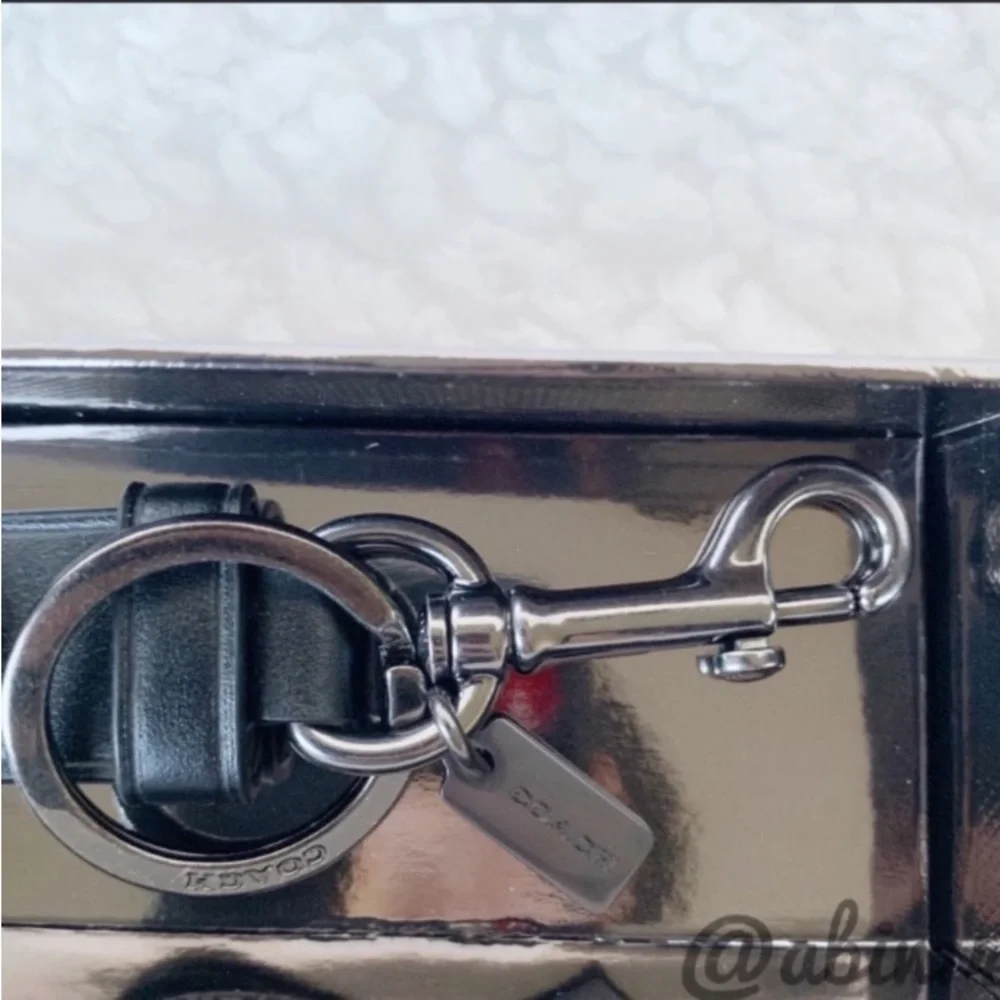 New Coach ID Billfold Wallet in Signature Leather Canvas with Key Fob Gift Box